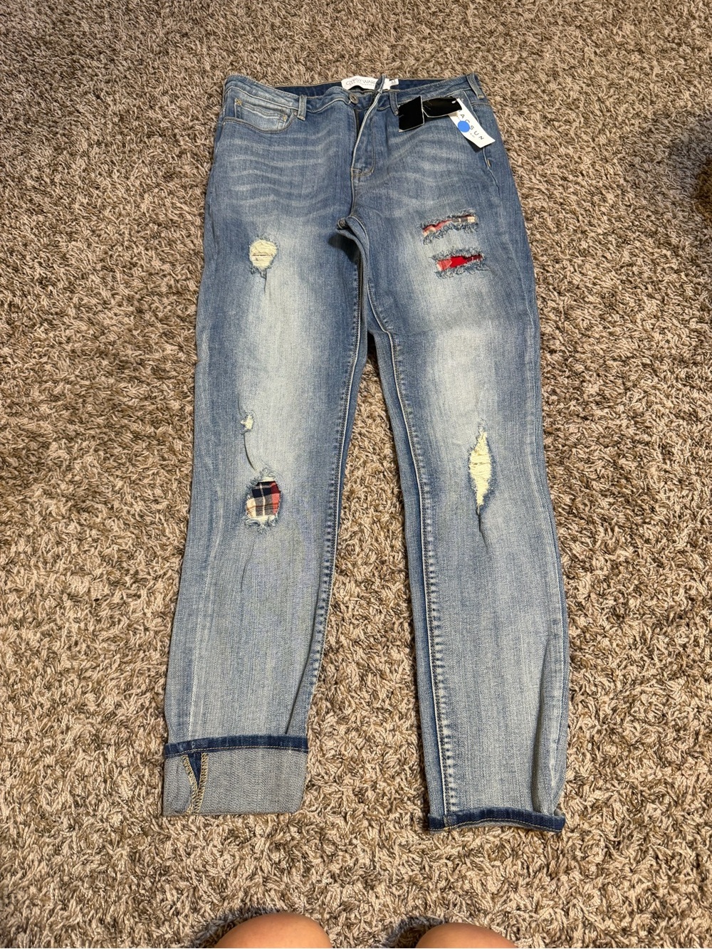 Women's Gypsy warrior Distressed Skinny Jeans with Plaid Patches. New! Size 11